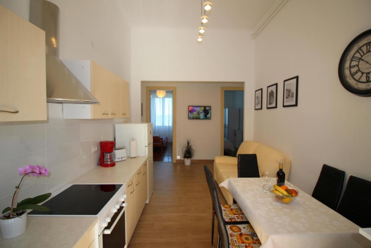 Apartment Old City Πόρετς Εξωτερικό φωτογραφία